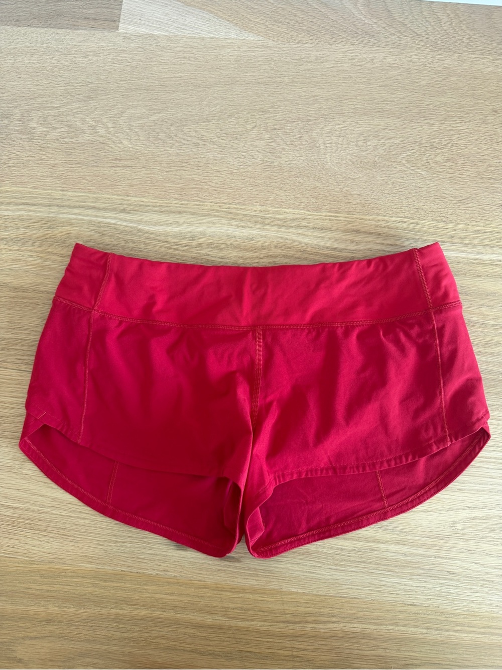 Lululemon Speed Up Shorts 2.5